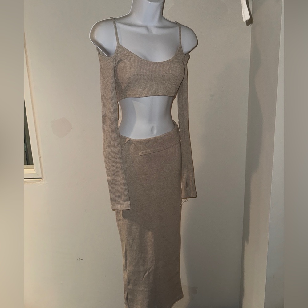 Prettylittlething Midaxi Skirt Set